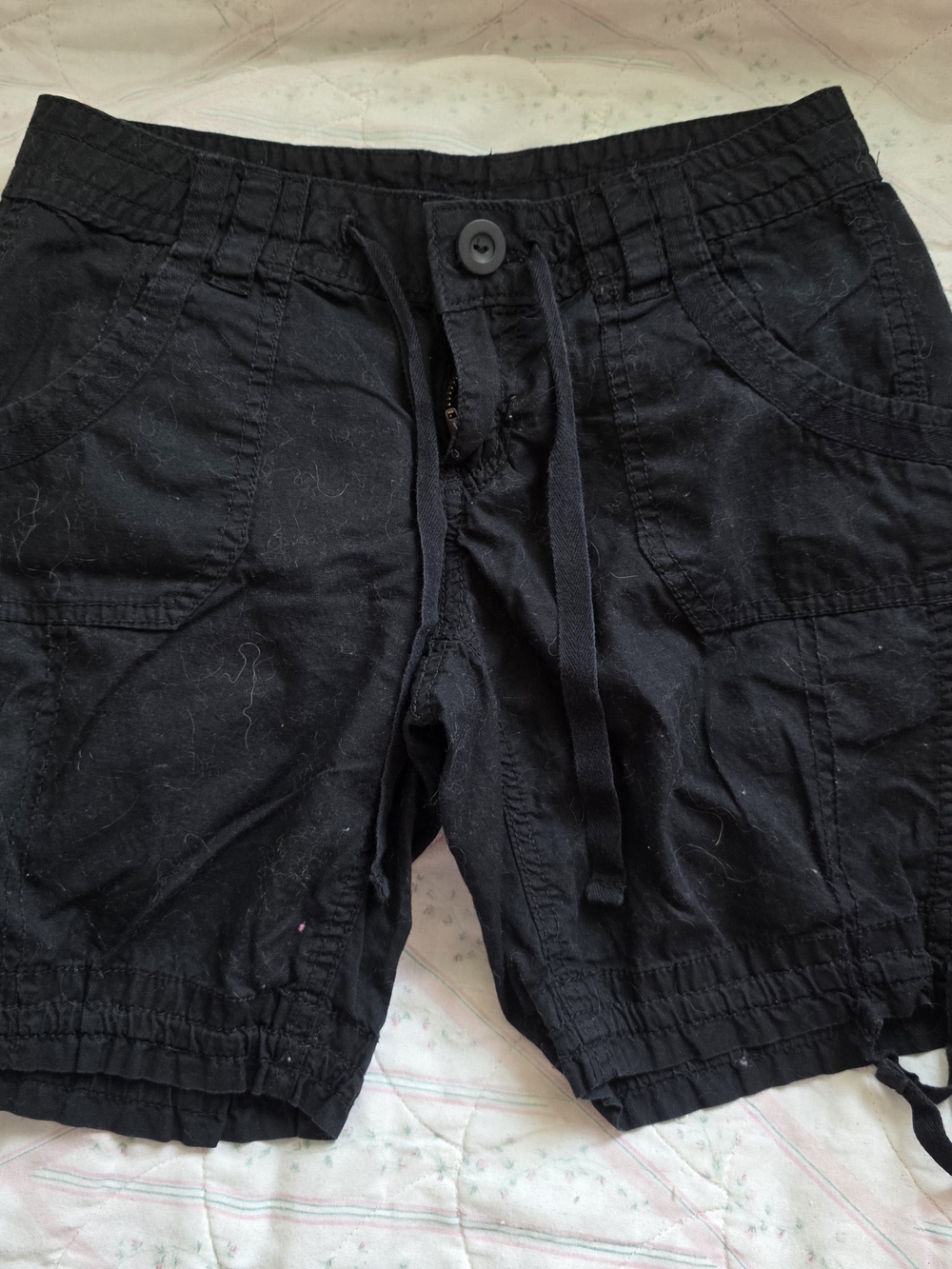 NWOT- OP Black Cargo Drawstring Shorts